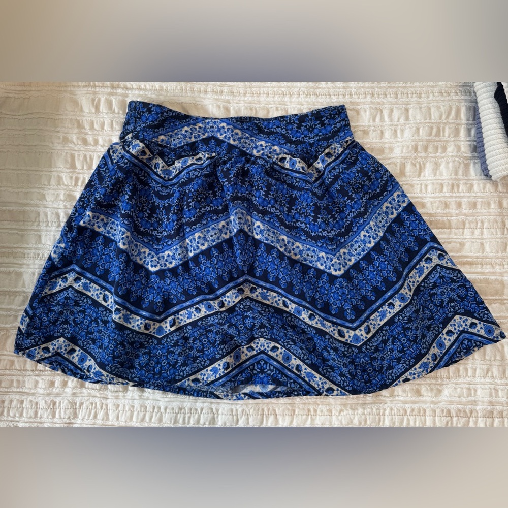 Blue forever 21 bandana skirt size XS; barely used in great condition